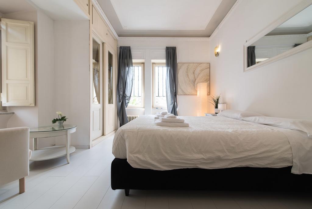 White Borgo Apartment Rome